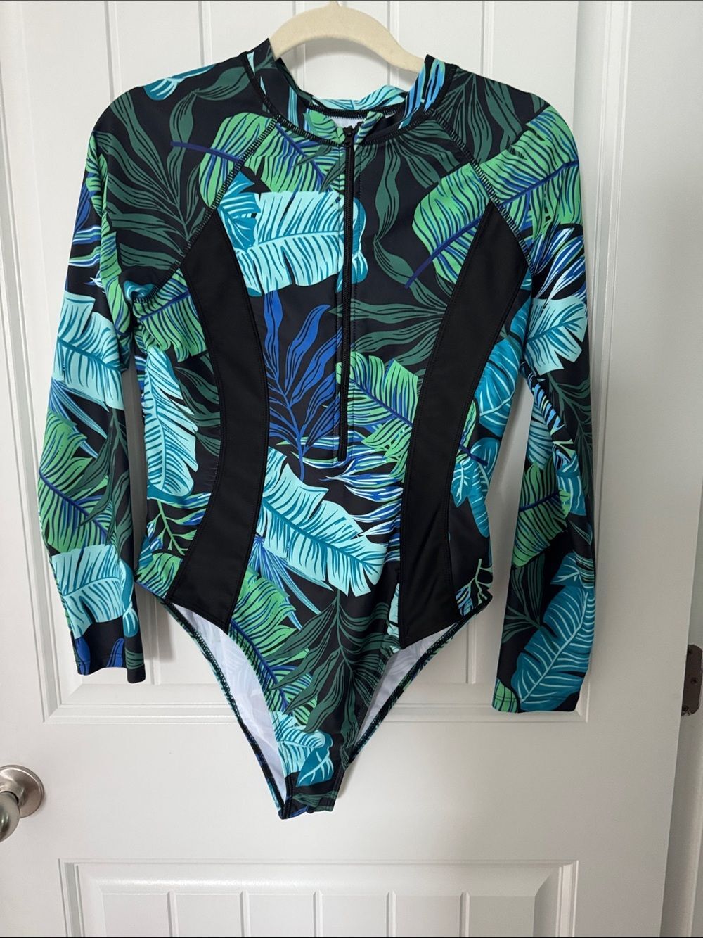 Long-Sleeve One-Piece Swimsuit - Blue & Green Leaf Print